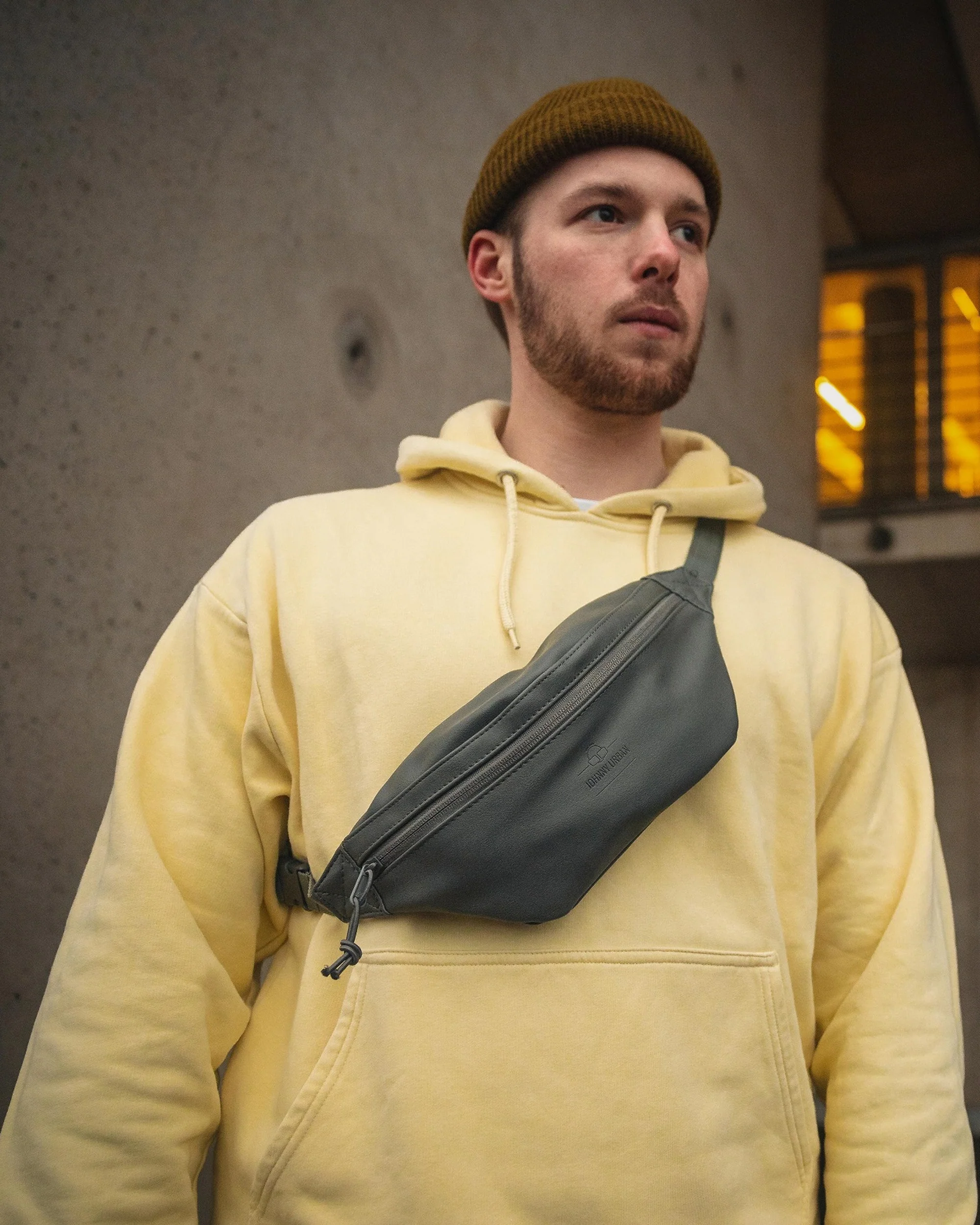 Bauchtasche "Toni" Kunstleder - Image 9