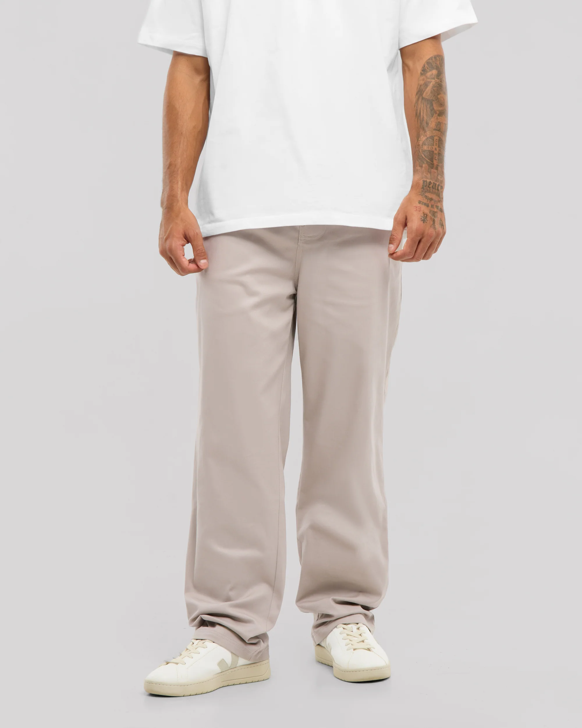 Relaxed Chino Hose "Ari" - Image 24