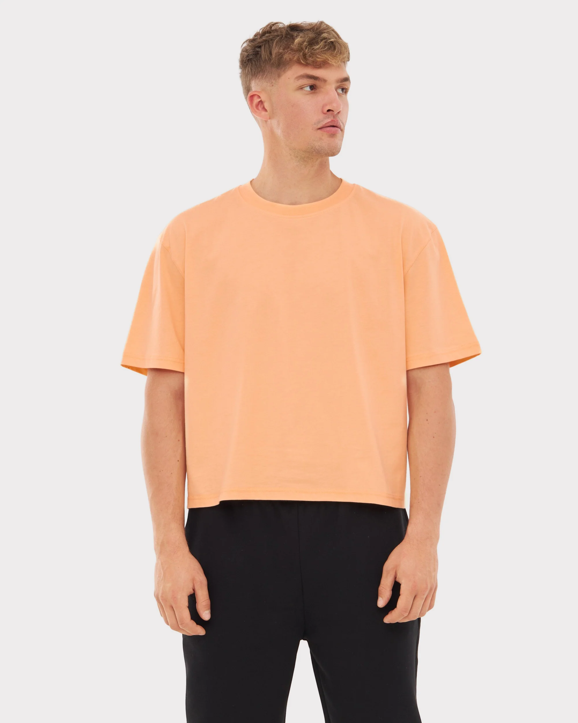Cropped T-Shirt "Zoey" - Image 15