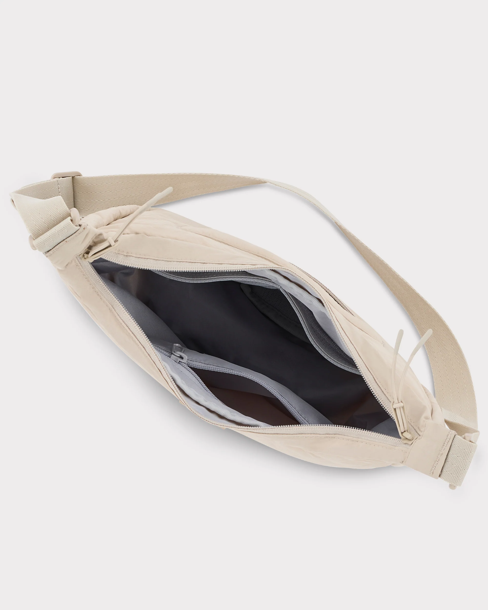 Half Moon Bag "Kaia Medium" - Image 14