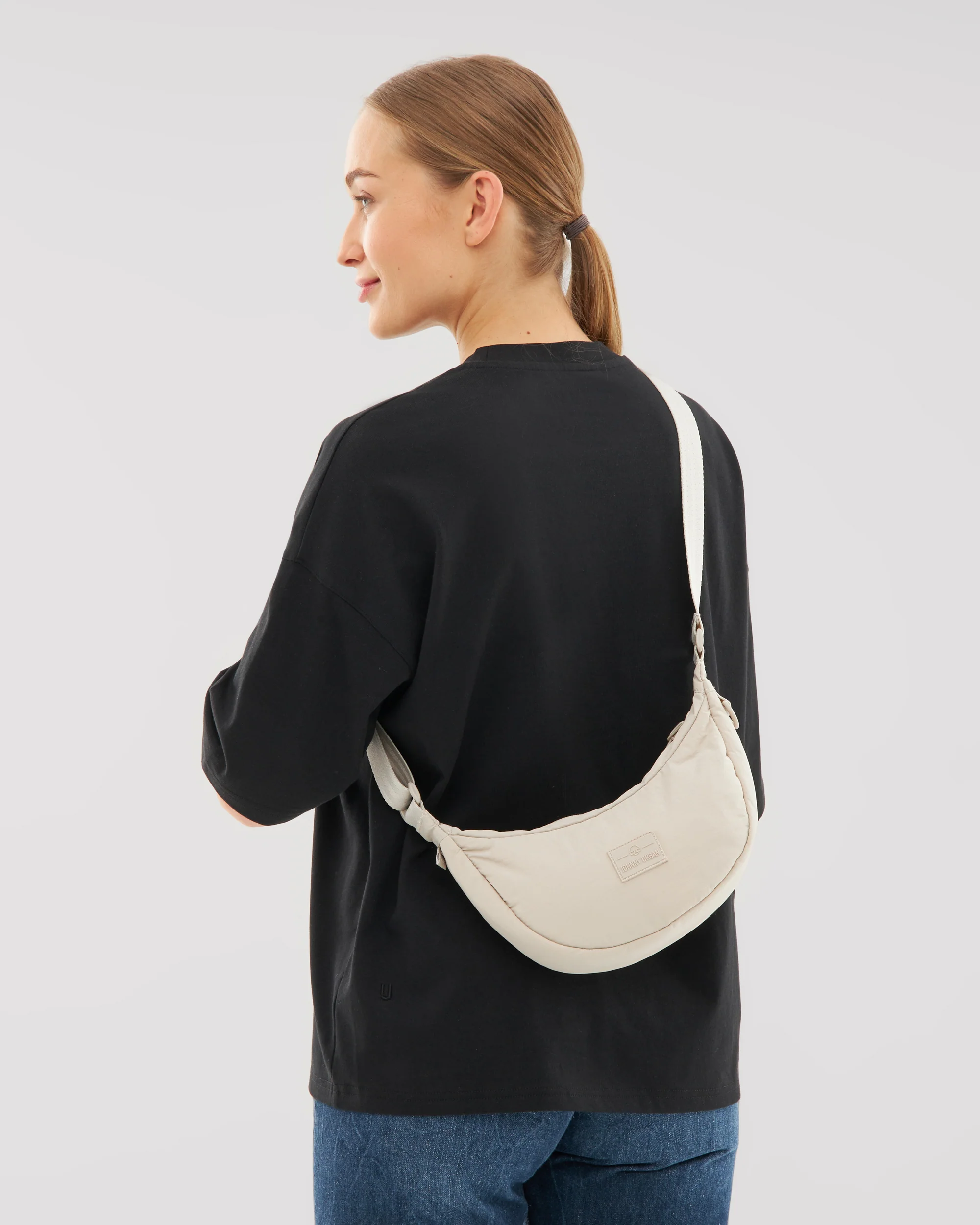 Half Moon Bag "Kaia Small" - Image 10