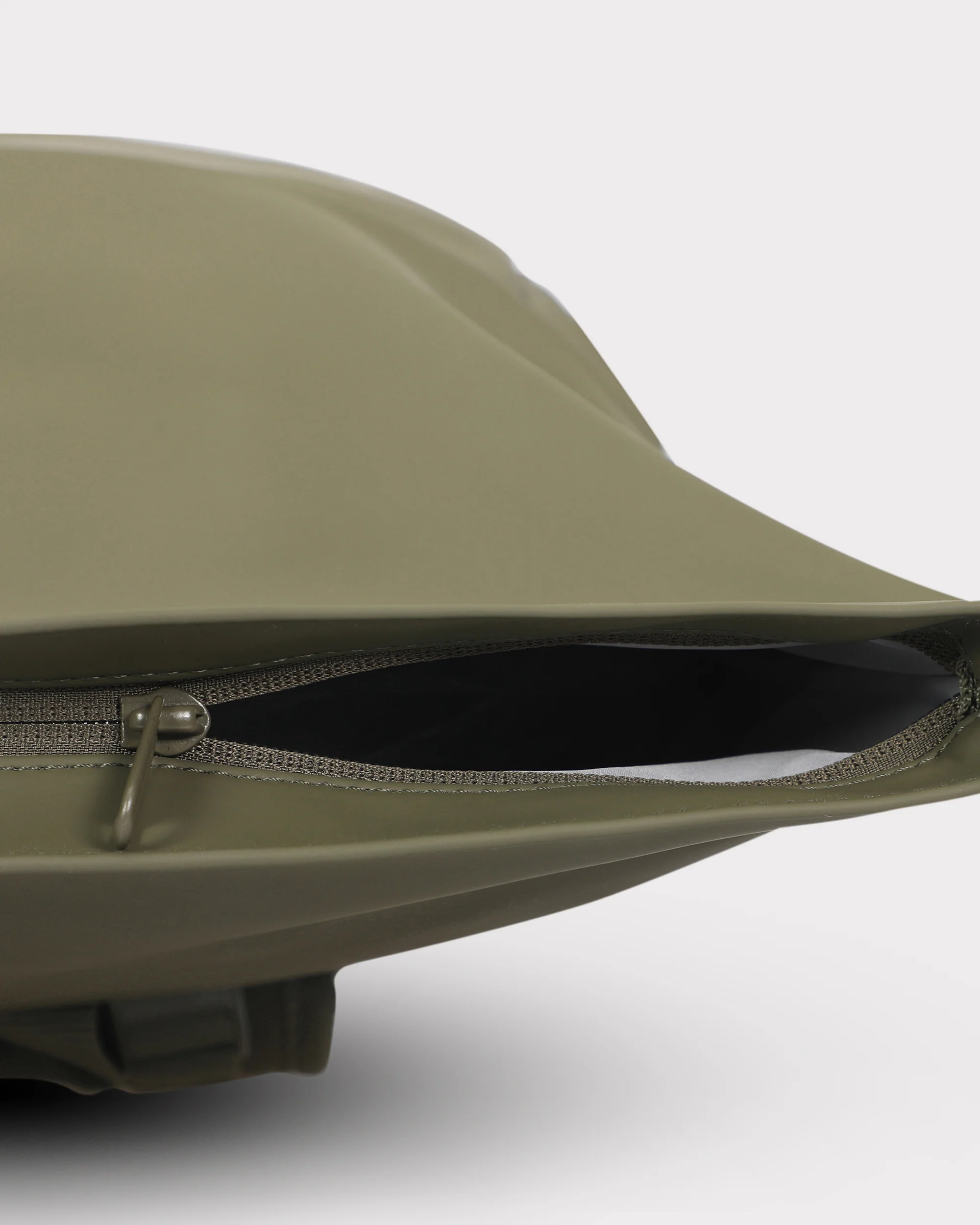 Rolltop Rucksack "Harvey Medium" - Image 60